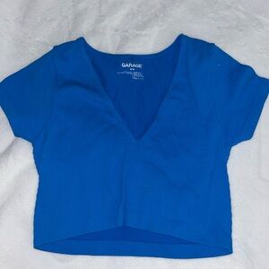 Garage seamless v-neck cropped tshirt